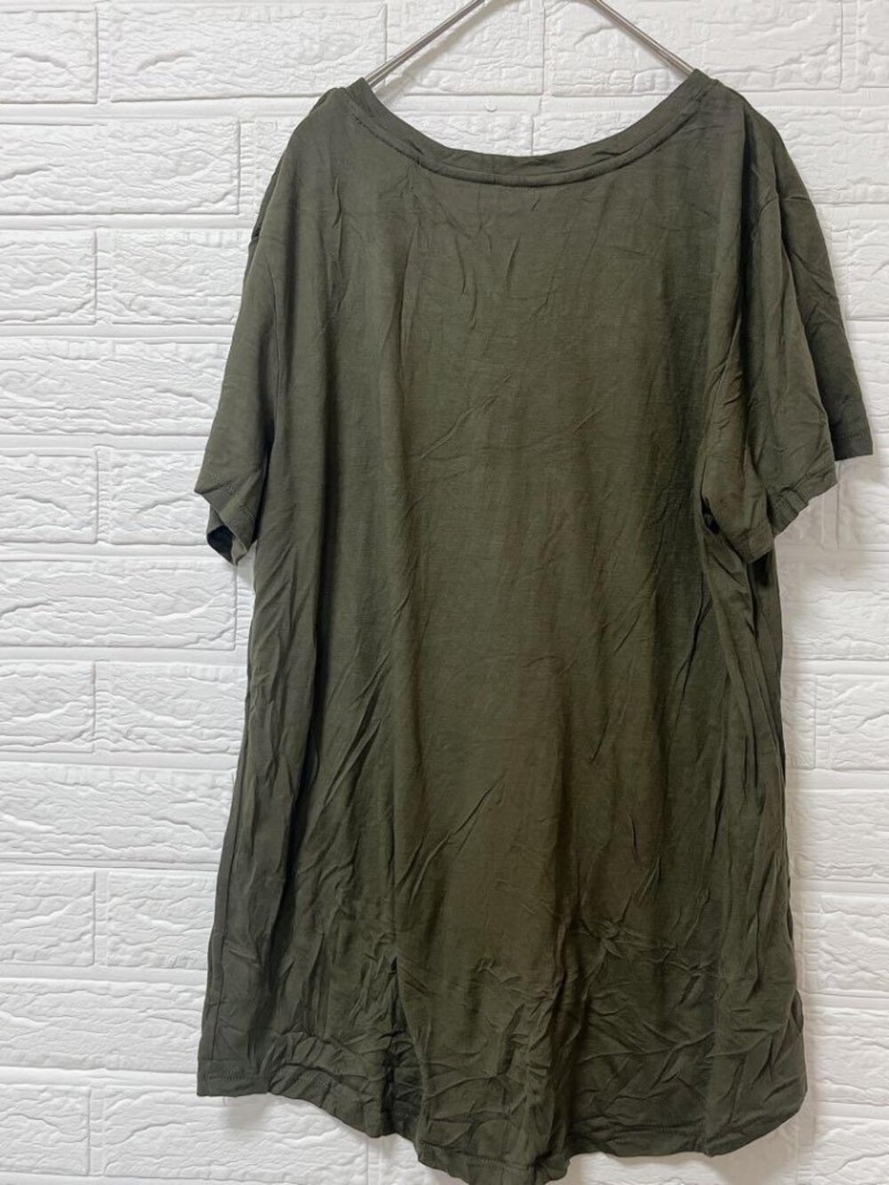 Anea U-Neck Short Sleeve Khaki Olive Green - Picture 4 of 4